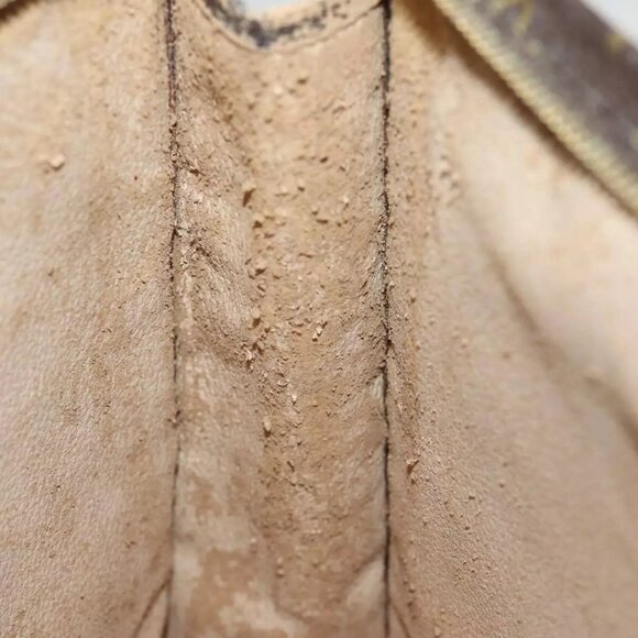 LOUIS VUITTON Monogram Poche Toilette 26 Pouch - Picture 14 of 16